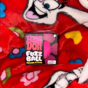 NeeDoh Fuzz Ball flower power -pink Flower Power Stress Toy NEW QUICK SHIP